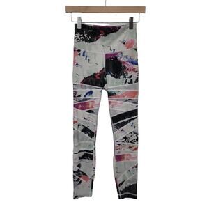 Lululemon‎ High Times RARE Pant *Full-On Luon Pigment Wave Multi Size 4